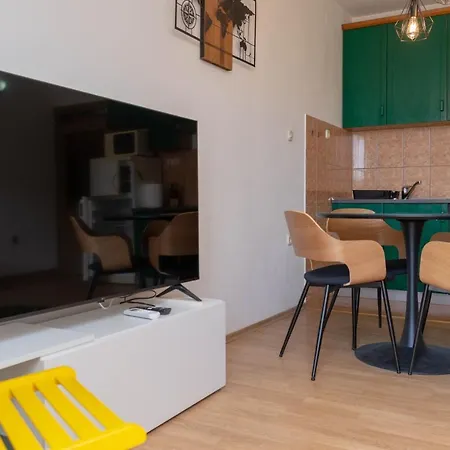 Vicia Faba Apartmán Kaštela