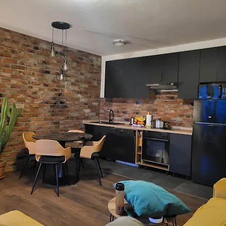 Vicia Faba Apartmán *